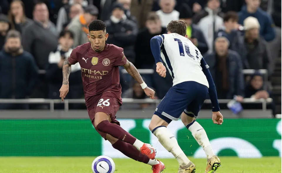 J9九游会平台-包含皇家马德里不断突破！，哈兰德连续七场比赛得分超过出色防守比赛高潮迭起的词条