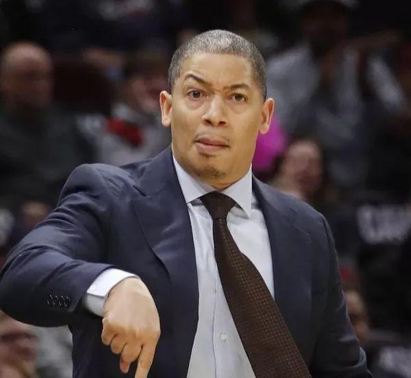 九游会-欧篮联今晚走向成谜；洛杉矶快船单刀错失；信心回归；医务组通报恢复的简单介绍